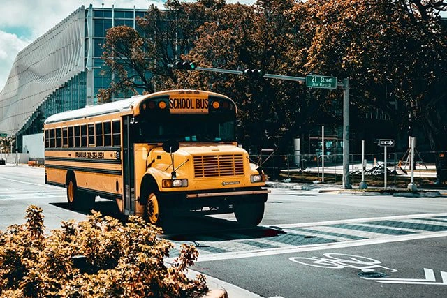 negligent-driving-school-accident-min